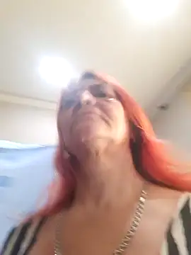 Belowa7362 live sex cam