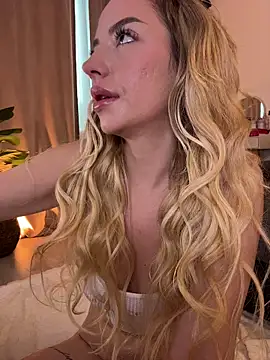 Sandra_Jo's cam snapshot