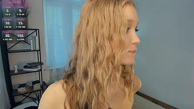 SerrenaAa's cam snapshot