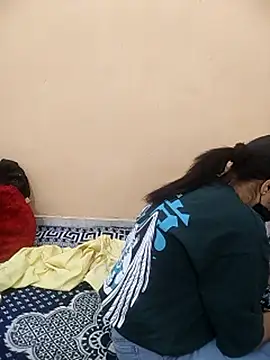meenu_bhabhi547 live sex cam