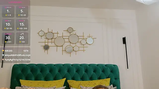 IrisLayne's cam snapshot