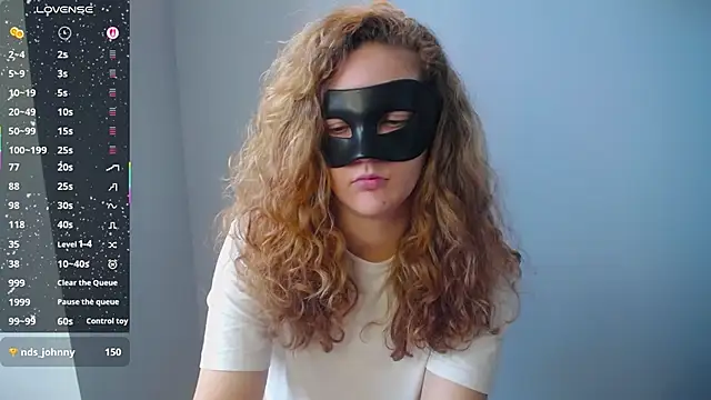 BubbbleGumm live sex cam