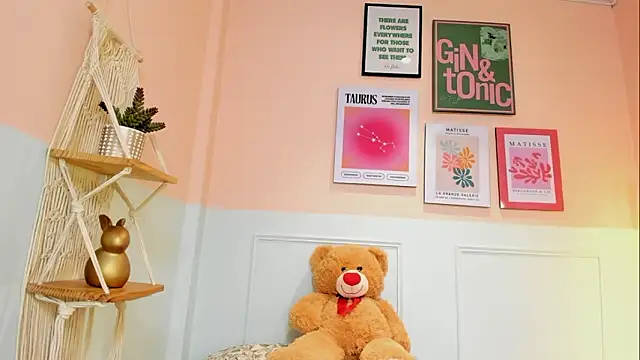 NaeniaDemon_'s cam snapshot