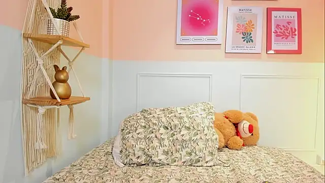 NaeniaDemon_'s cam snapshot