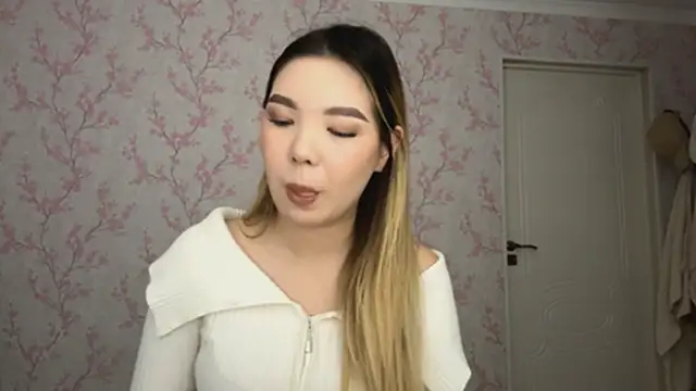 Elina_Mottel's cam snapshot