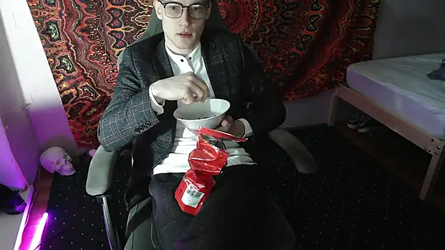 Krieger8841 live sex cam