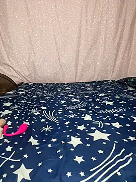 Sassy-Annie's cam snapshot