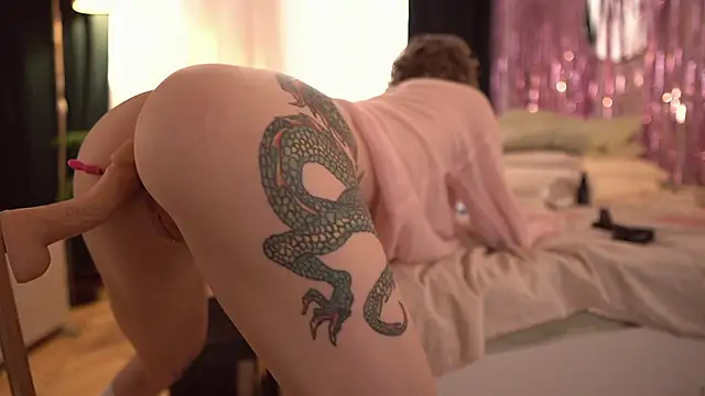 ifuckingtoy_ live sex cam