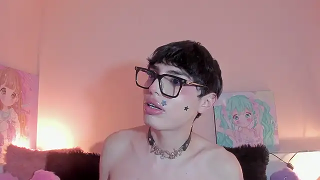 Strawberry_Kitty_ live sex cam