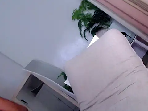 paramour28 live sex cam