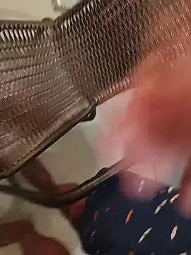 Gallo001 live sex cam