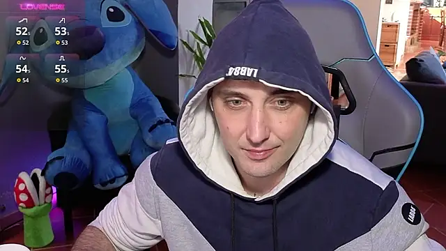 Gil_gamesh90's cam snapshot