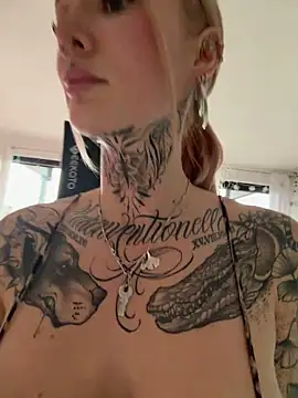 Stella-Kink live sex cam