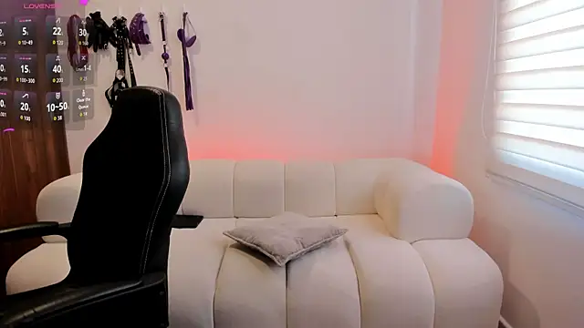 abu_dhabi_21's cam snapshot