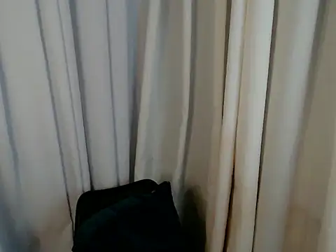 Ariluvsyou live sex cam