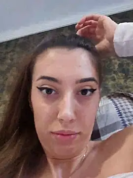 Virgin_Pussy_SquirtX live sex cam