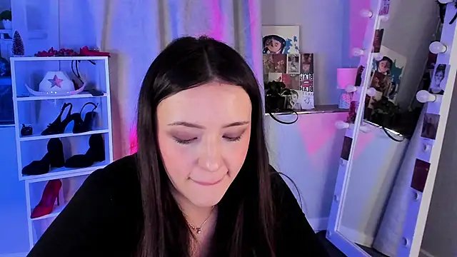 Sahara_Shields's cam snapshot