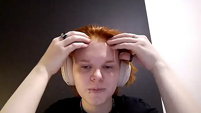 CurlaPettyBom's cam snapshot