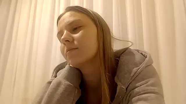 CrackShirker's cam snapshot