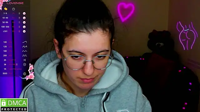 Aminabeatris live sex cam