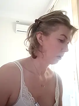 stellahere8's cam snapshot