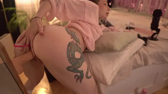 ifuckingtoy_ live sex cam