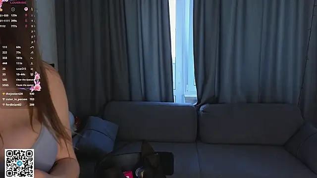 KristiGroune live sex cam