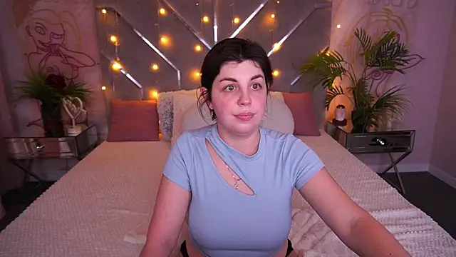 MirandaWong live sex cam