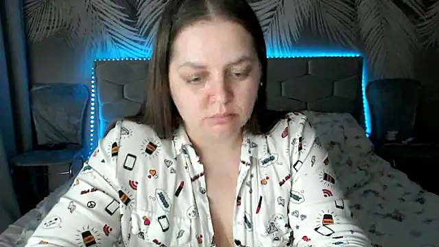 uliastar live sex cam