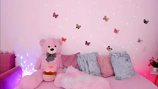 Zara_uwu_ live sex cam