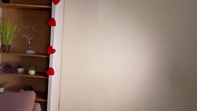 IvetteLabore's cam snapshot