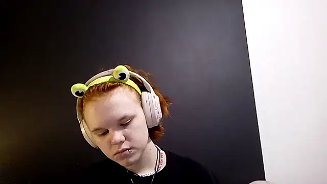 CurlaPettyBom's cam snapshot