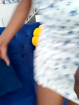 Barbieee1301 live sex cam