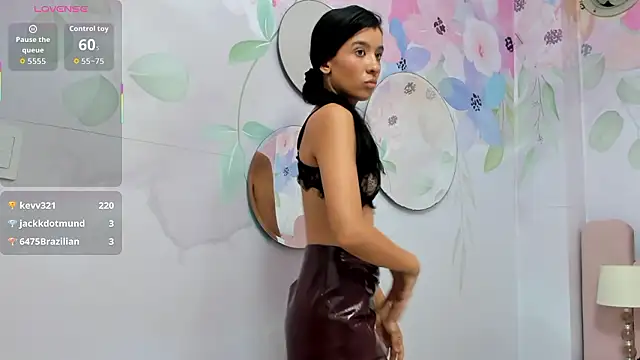 beautydoll18_'s cam snapshot