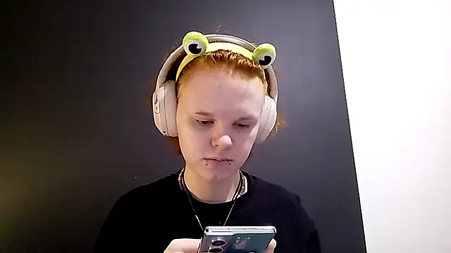 CurlaPettyBom's cam snapshot