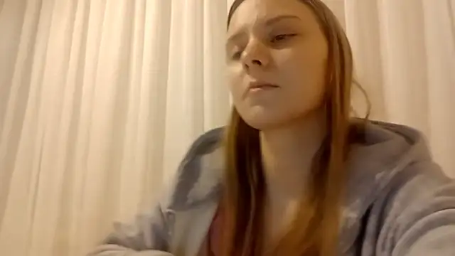 CrackShirker's cam snapshot