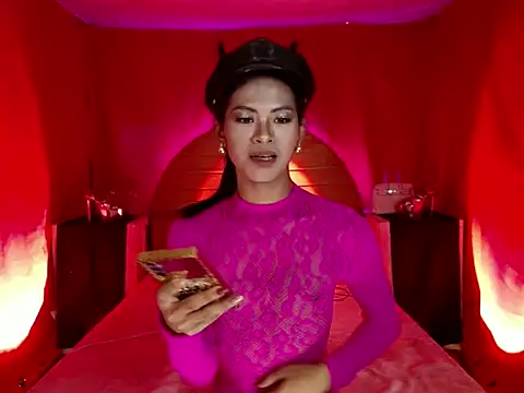 Babyhorsecock live sex cam