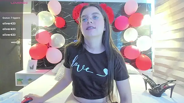 ZOE_LE's cam snapshot