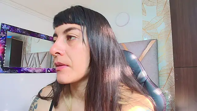 Naughty_Kittenm live sex cam