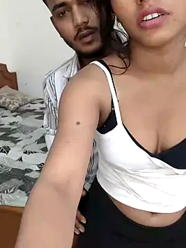 crazy_bebs live sex cam