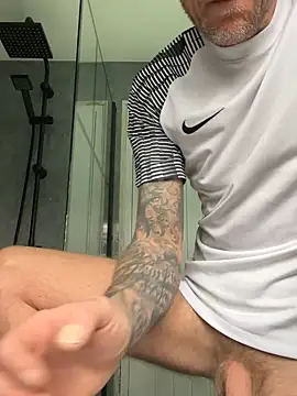 Itsme763's cam snapshot