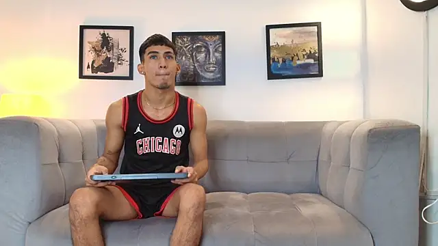 DIAMOND_BLACKS's cam snapshot