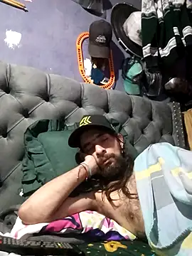 hairy_mannn's cam snapshot