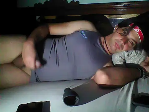 frank32love's cam snapshot