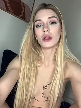 Bellalolahot live sex cam