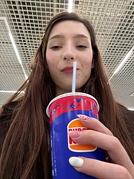 LilluKatten live sex cam