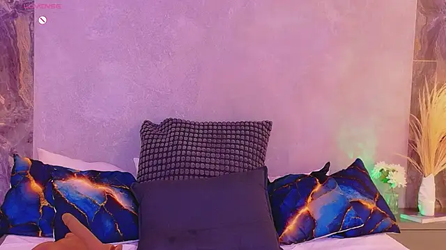 Hannah-Prada's cam snapshot