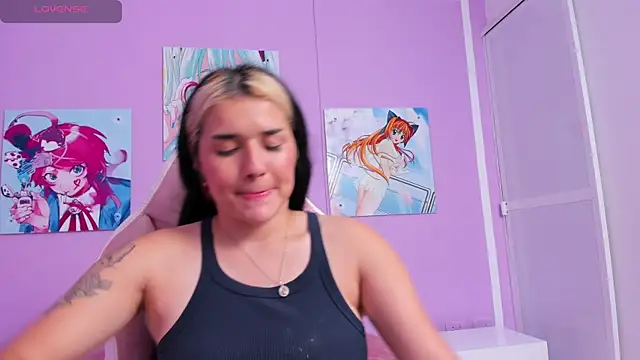 miaa_cutee2's cam snapshot