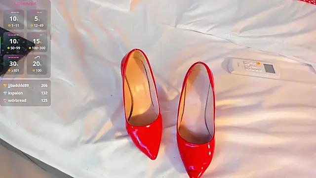 Matureyulyet live sex cam