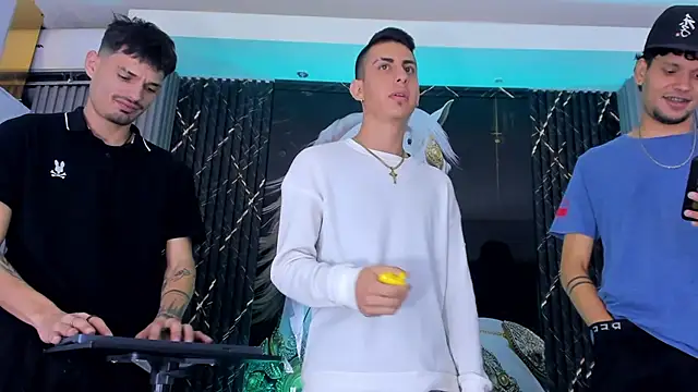 Iam_Steven's cam snapshot